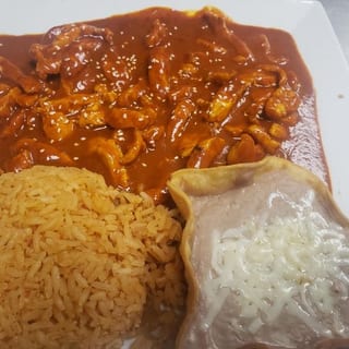 Pollo En Mole