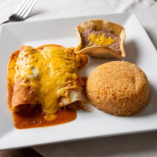 L-TWO ENTREE LUNCH*